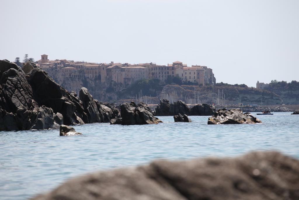 Residence Porto Ulisse Parghelia Exterior foto